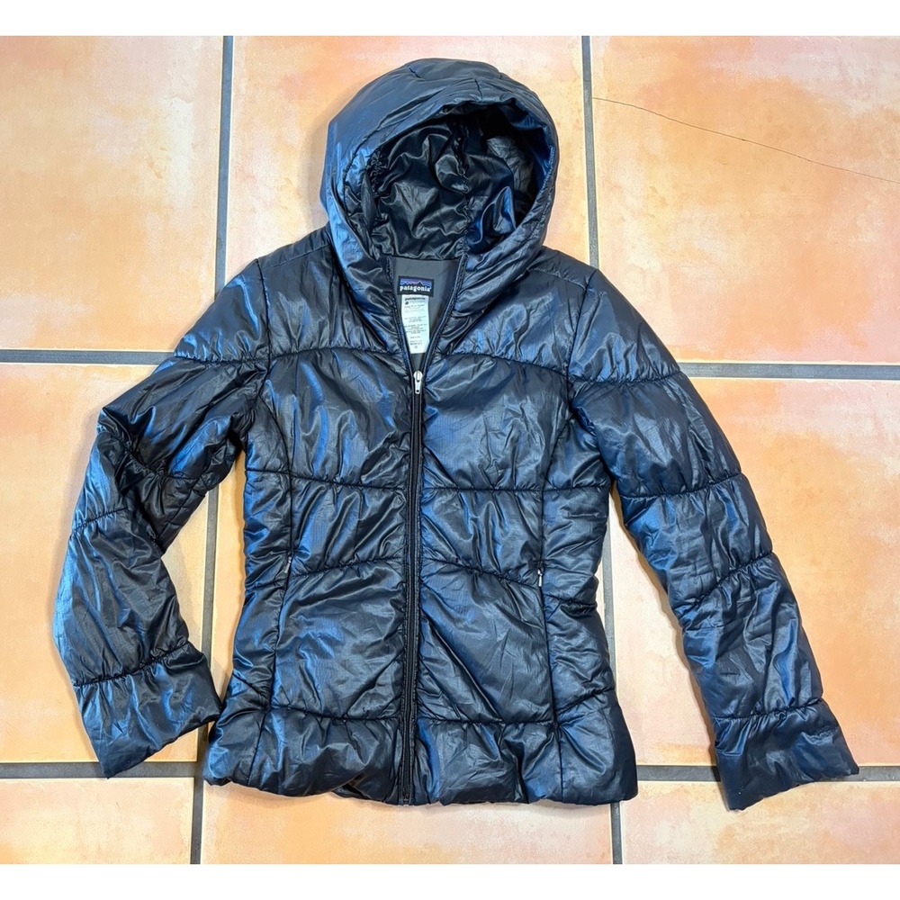 Patagonia Lidia Woman's Size Medium Black Hooded Puffer Jacket